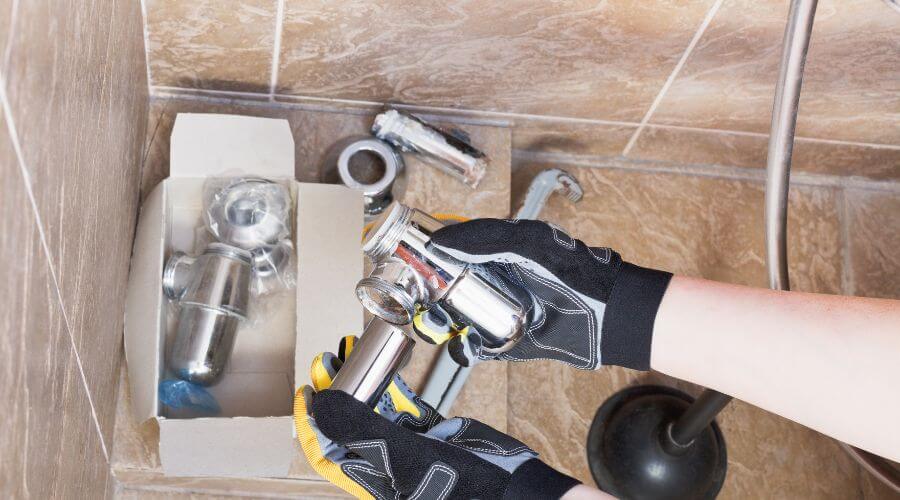Professional gutter cleaning in Salem, AR